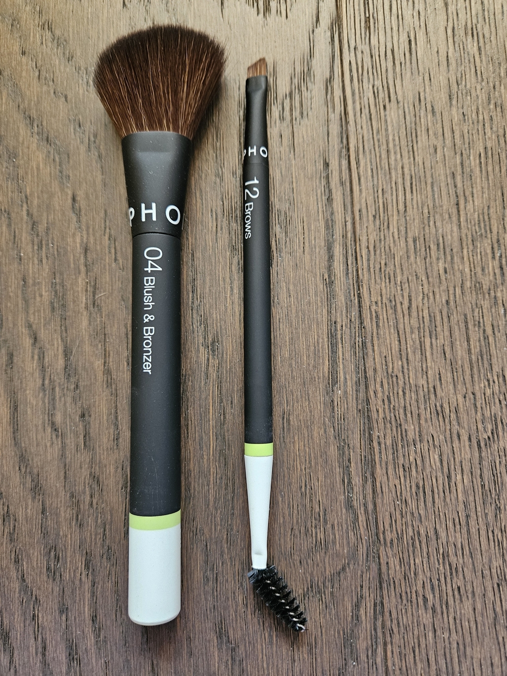 SEPHORA - Pair of Make-Up Brushes - 04 Cheek & 12 Dual Brow (New Open Box)
